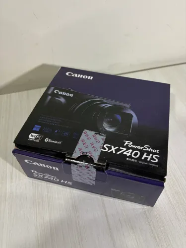 Câmera Canon SX740HS