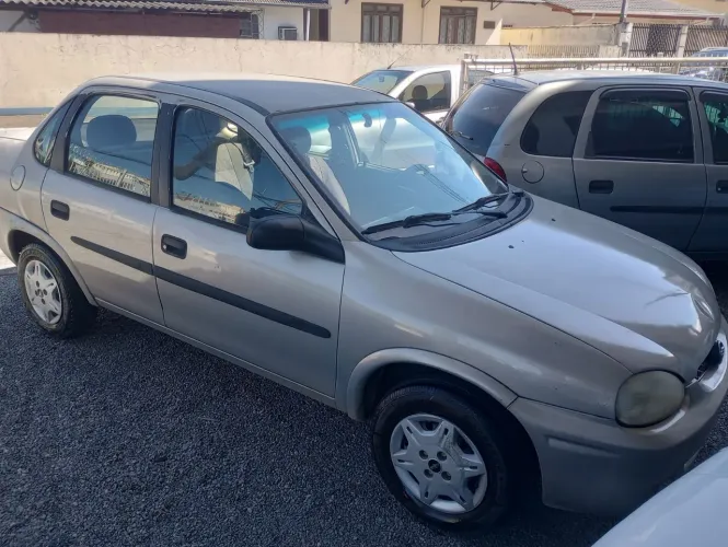 Chevrolet Corsa Sedan 1.0 MPFI 8V 71cv 4P 2004