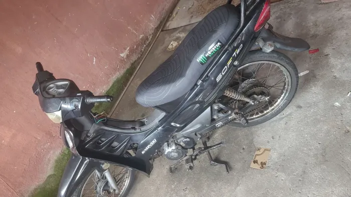Moto Kasinski sof t50 andando 