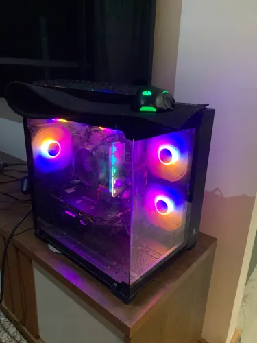 Ryzen 5 1600 placa de vídeo 570 rx gigabyte