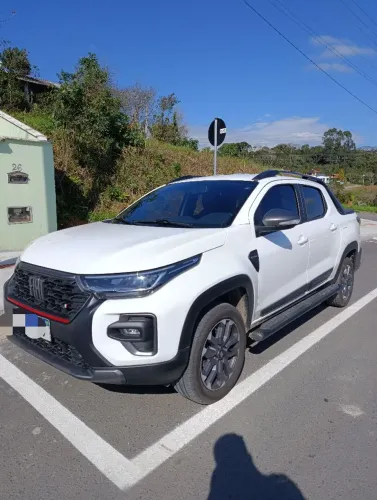 Fiat Strada Ultra 1.0 Flex Turbo CD Aut. 2025