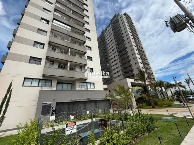 Apartamento com 3 quartos sendo 1 suíte disponível para locação no bairro Jardim Sul em Ub