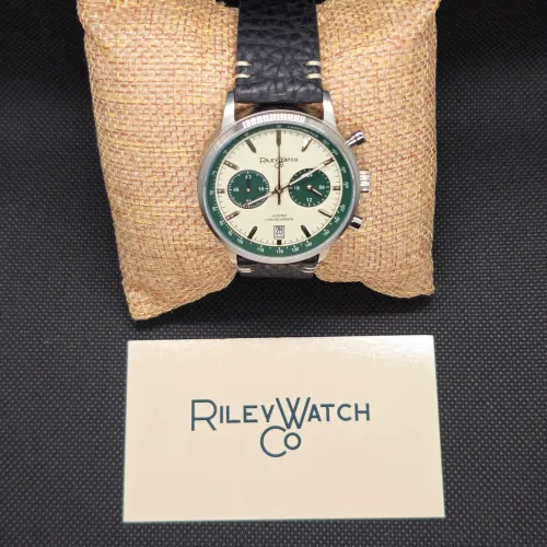 Relógio Riley Watch Co - Modelo Howard Hughed Flyracer Chronograph - microbrand inglesa 