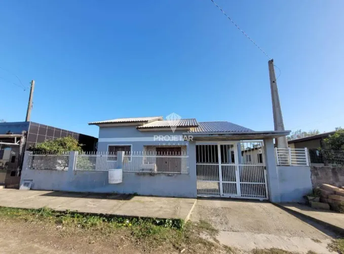 Casa Mobiliada para Locação no Centro de Balneário Arroio do Silva!