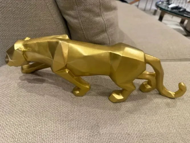 Escultura Pantera Geométrica Dourada - Decoração Moderna 33cm
