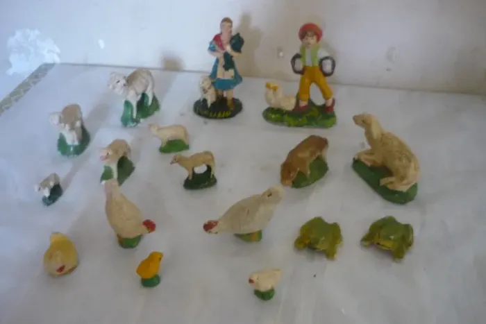 Presépio Camponesa E Outras 17 Peças - Gesso Antigo 1960/70