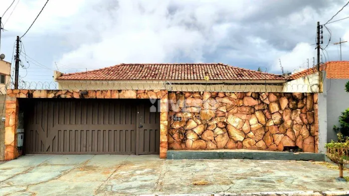 Casa Comercial - Setor Nova Suiça - Goiânia/GO
