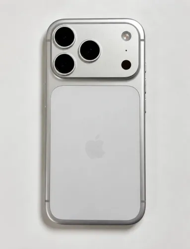 iPhone 17Pro 256 GB Prateado | Bateria 100% | 4 meses de uso. Na Garantia Apple