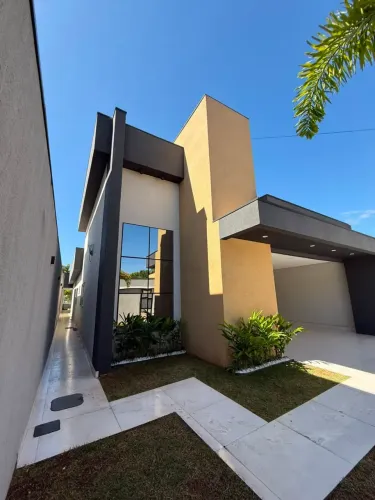 Casa de Alto Padrão com Piscina Aquecida | 3 Suítes | Lote de 1.500 m² | Vicente Pires