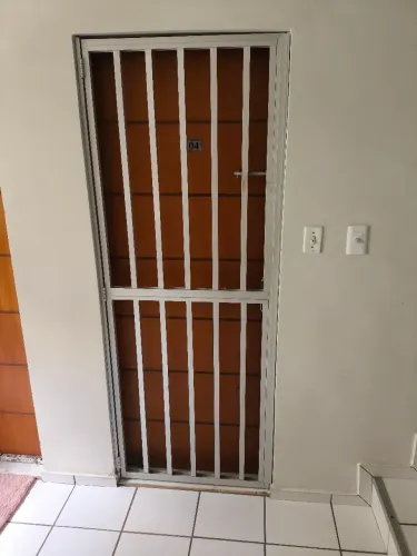 Disponível para aluguel valor 2.000
