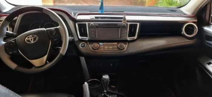 Toyota RAV4 2.0 4X4 16V Aut. 2013