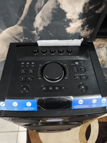 Som da Philips novo cinco dias de comprado um ano  de garantia: *01 zap