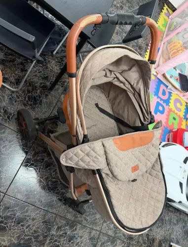 Carrinho de bebê dobrável | padrão europeu