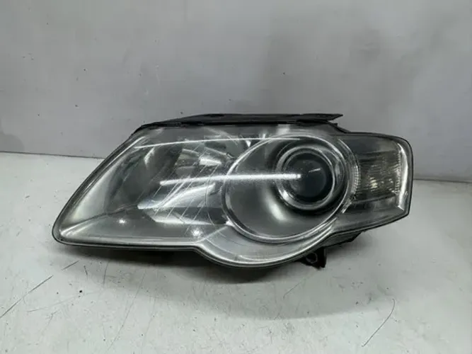 Farol Esquerdo Passat 2006 A 2010