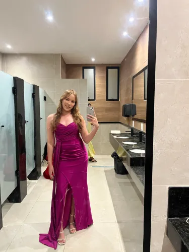 Vestido de Festa (Usado apenas 1 vez) Por R$250,00, mas dá pra negociar.