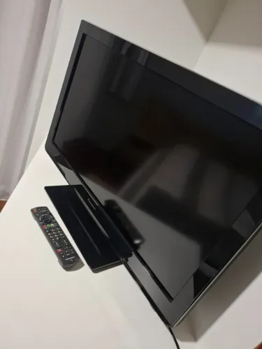 TVs Panasonic LCD 32"