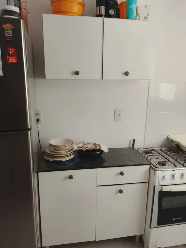 ARMÁRIO DE 90cm COM AÉREO