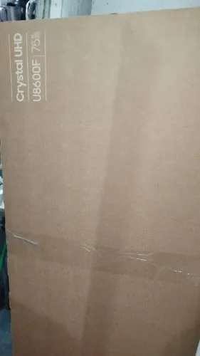 Caixa de tv 75 polegadas