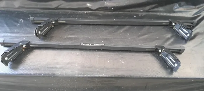 Vendo bagageiro Corsa e Kadett 2002 teto com friso