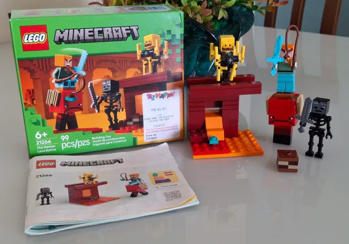 Vendo LEGO minecraft