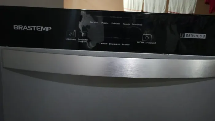 Máquina de lavar Louças - Brastemp 8 serviços