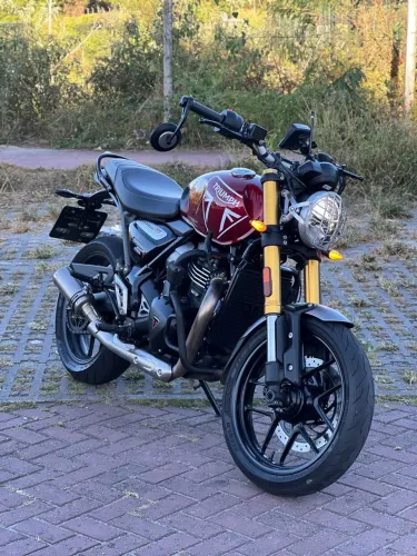 Triumph Speed 400 na Garantia