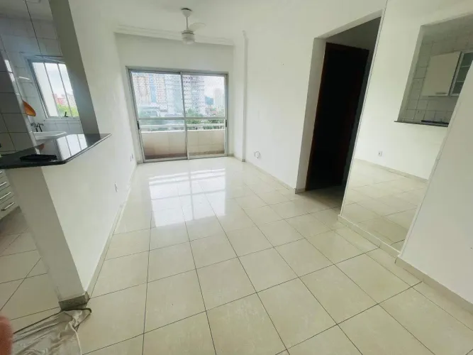 Apartamento Exclusivo com 2 Dormitórios (1 Suíte) em Encruzilhada, Santos