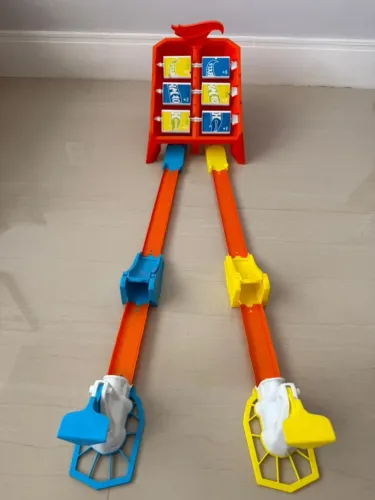 Pista Hot Wheels Competição de Batidas