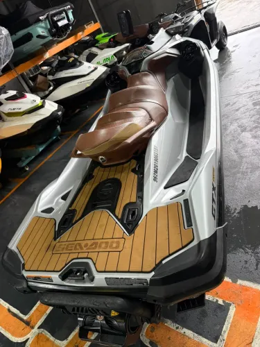 Jet Ski Seadoo 300 limited 