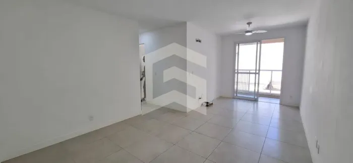 Apartamento para Venda em Rio de Janeiro, Catete, 2 dormitórios, 1 suíte, 2 banheiros, 1 v