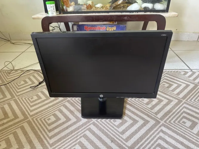 Monitor LG com manchas e Funcionando