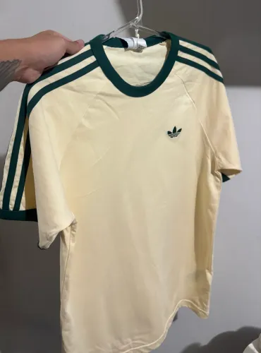 Camiseta Adidas Originals Adicolor P