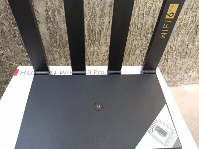 Roteador Huawei X3 pro wi-fi 6 plus com NFC