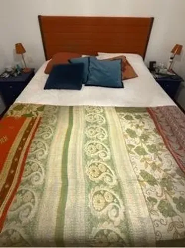 Cama Box Queen Otimas Condições