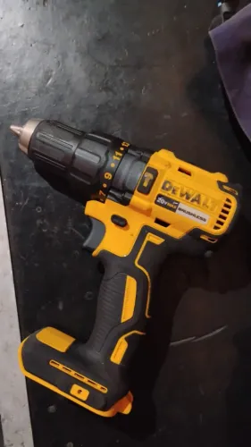 Parafusadeira Dewalt 20v