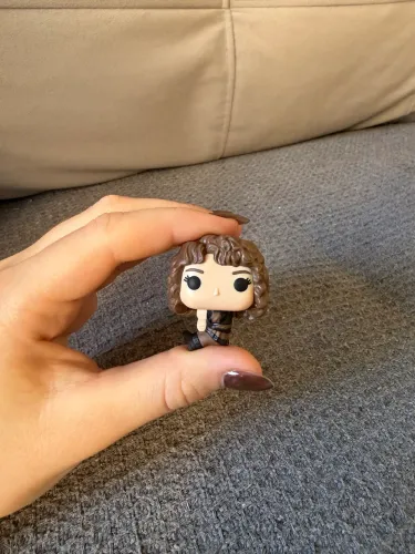 Kinder Joy Stranger Things Nancy