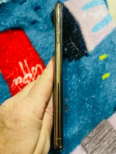 IPHONE XS R$ 700
