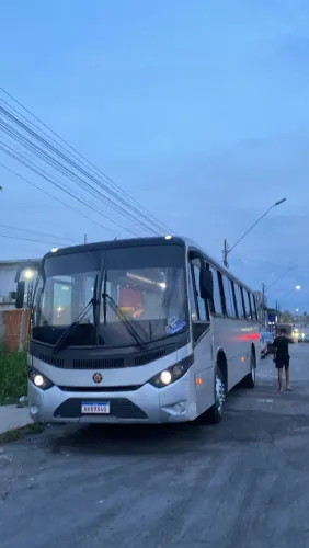 Ônibus sinior mídi