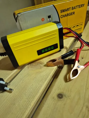 Carregador de Bateria Para Carro, Moto e Etc