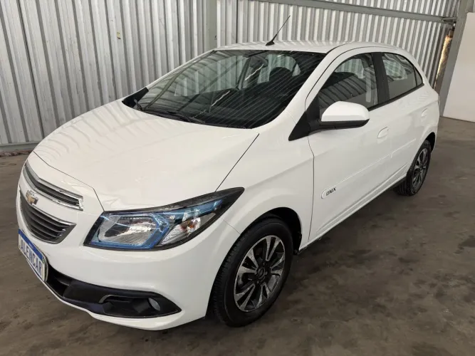 Chevrolet Onix Hatch LTZ 1.4 8V Flex Mec. 4P 2015