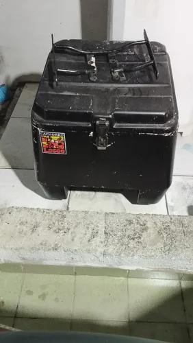 Baúparae moto 150 com suporte