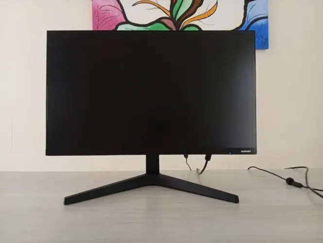 Monitor Samsung 24" IPS Full HD 75Hz (T350) - Impecável / Conservado