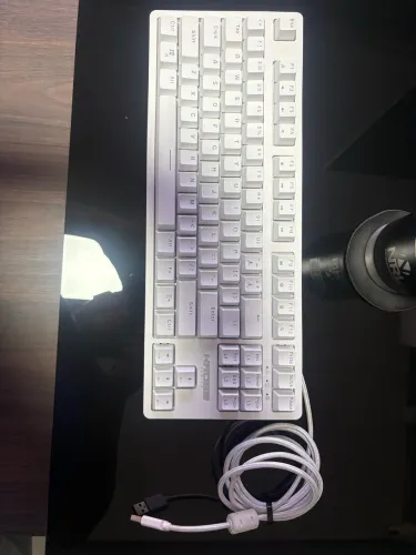 VENDE-SE TECLADO KROSS