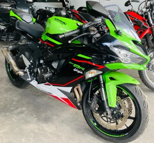  Vendo Kawasaki ZX6R 636 cc