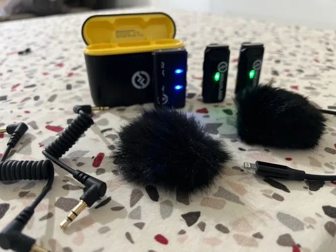 microfone lapela hollyland lark m1 kit duplo