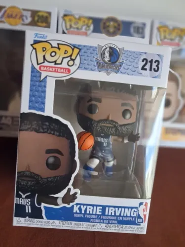 Funko Pop Kyrie Irving #213 NBA Original Com Caixa
