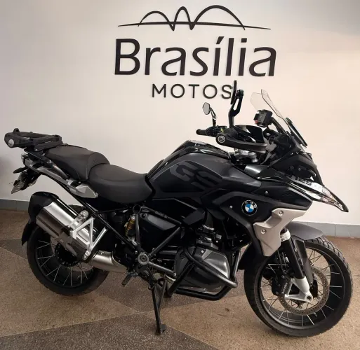 BMW R1250 GS PREMIUM TRIPLE BLACK 2023/2024 - 17.600KM