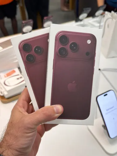 iPhone 18 Pro 256GB ( 1 Ano de garantia Apple após ativação )