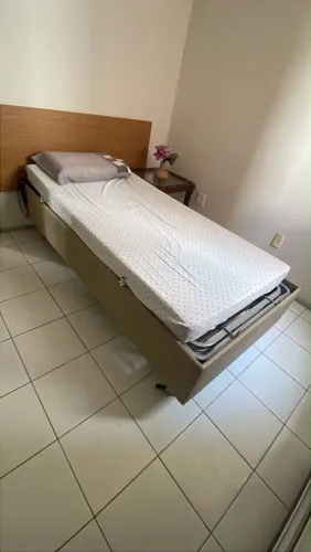 CAMA HOSPITALAR ELÉTRICA