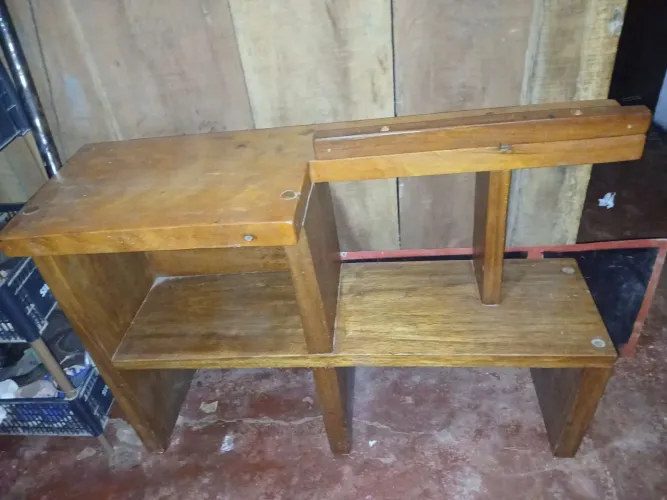 Vende penteadeira